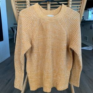 Universal Threads Sweater